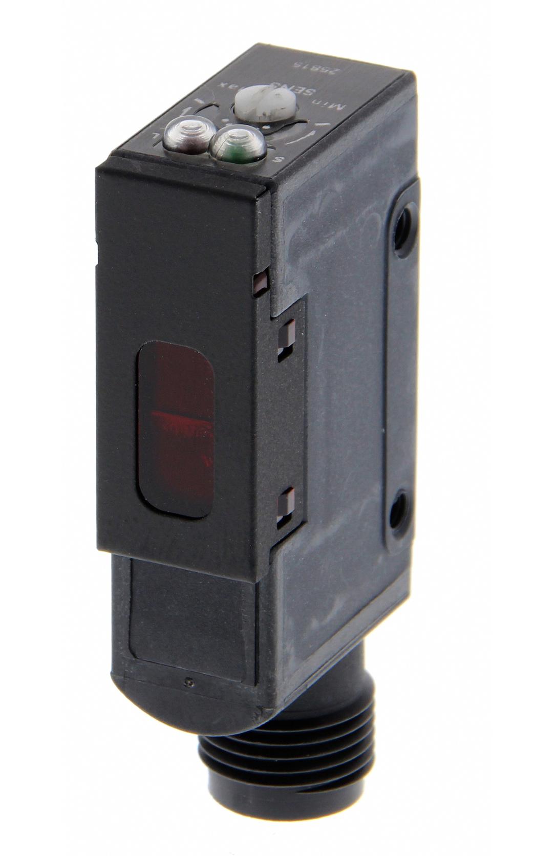 Omron Industrial Automation E3S-Ar66 Photoelectric Sensor, Npn, 2M