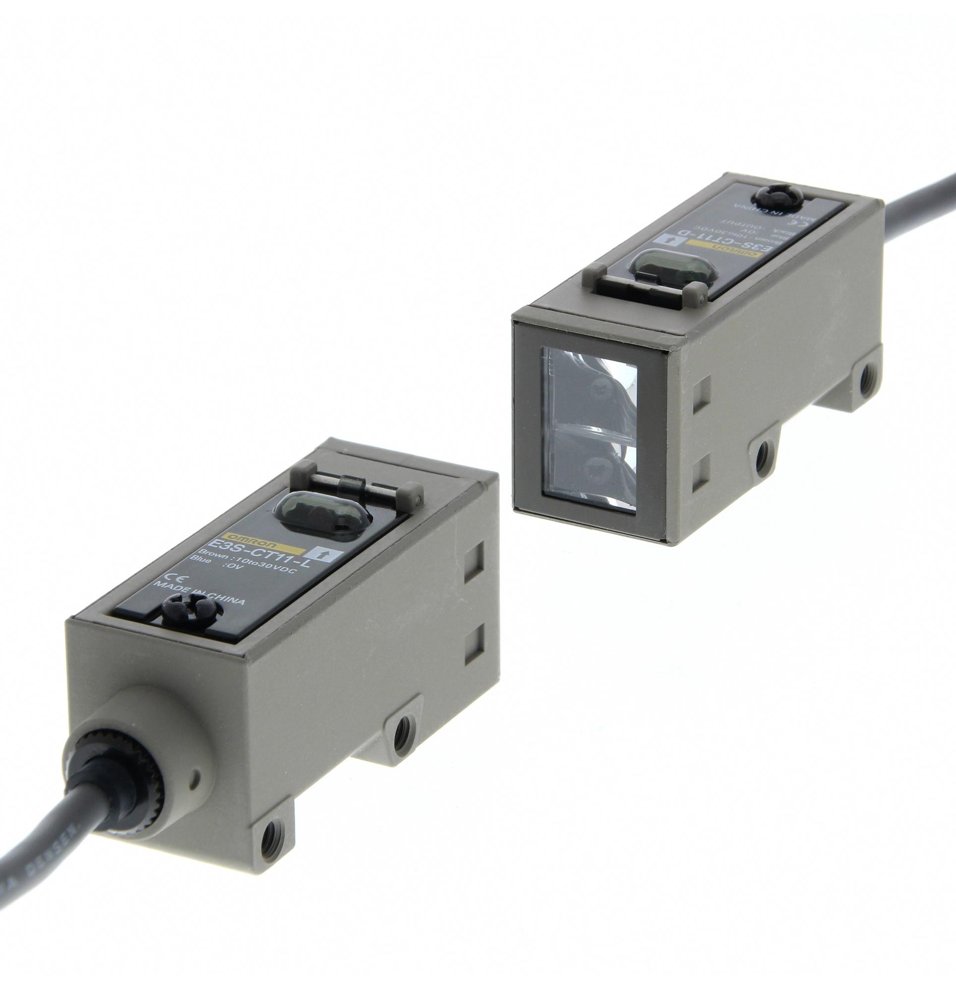 Omron Industrial Automation E3S-Ct11 2M Photoelectric Sensor, Npn / Pnp, 30M