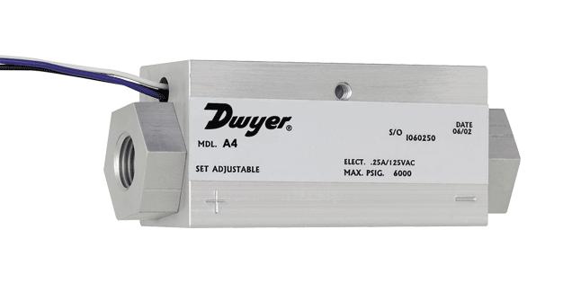 Dwyer A4-1 Differential Pressure Switch,2 Psi .14