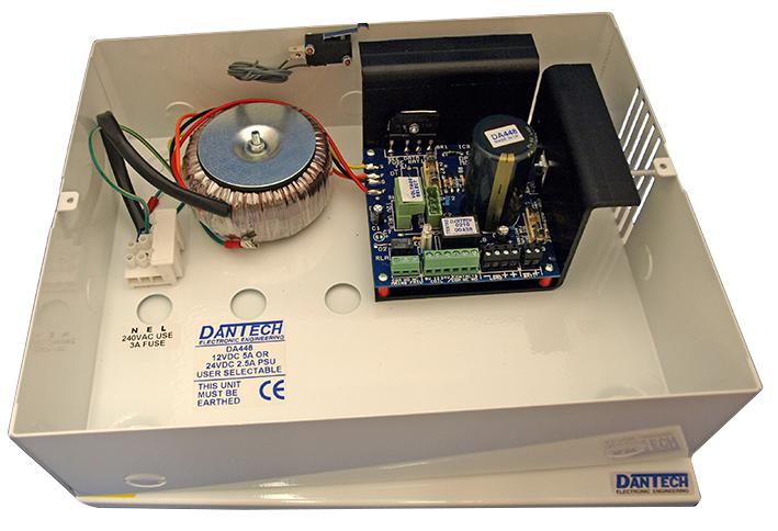 Dantech Da448 Power Supply, 12V Or 24Vdc, 5A/2.5A